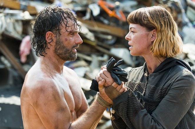 The Walking Dead - Season 8 - Time for After - Photos - Andrew Lincoln, Pollyanna McIntosh