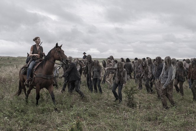 Fear the Walking Dead - Végállomás - Filmfotók - Jenna Elfman
