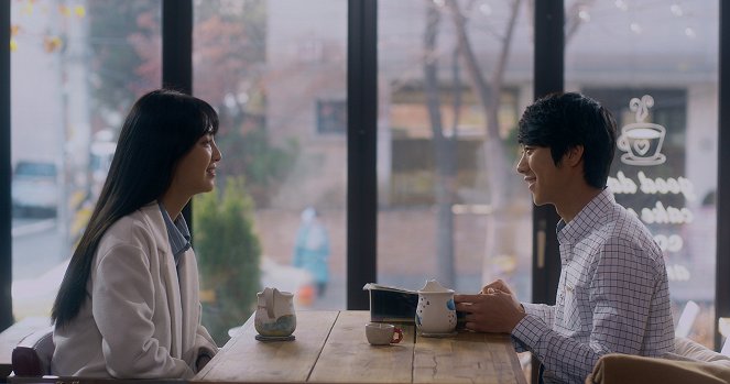 Meiteu - Filmfotók - Hye-seong Jeong, Hee-seop Shim