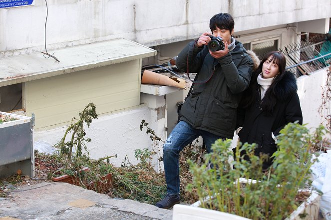 Meiteu - Dreharbeiten - Hee-seop Shim, Hye-seong Jeong