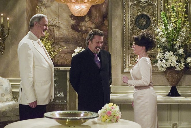 Will & Grace - I Do, Oh, No, You Di-in't: Part 2 - Photos - John Cleese, Tim Curry, Megan Mullally