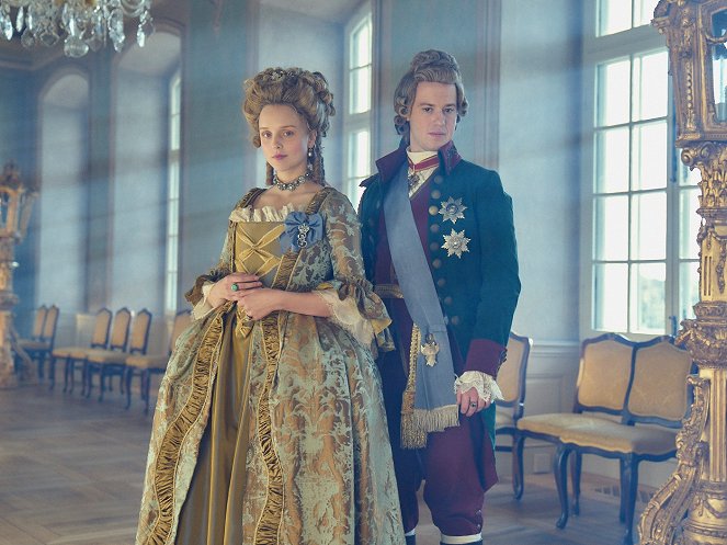 Catherine the Great - Krieg und Liebe - Werbefoto - Georgina Beedle, Joseph Quinn