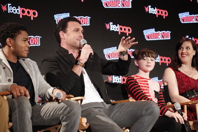 Emergence - Events - The cast of ABC’s character-driven genre thriller, “Emergence,” attend 2019 New York Comic-Con