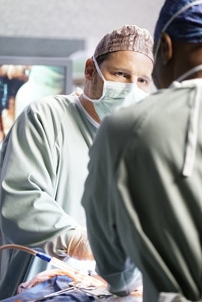 Grey's Anatomy - Back in the Saddle - Van film - Justin Chambers