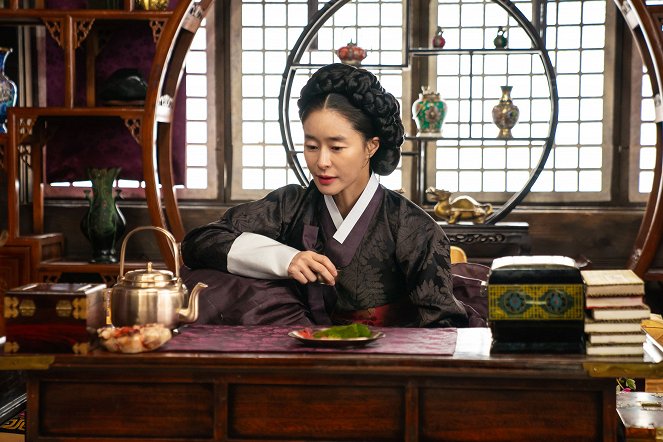 Gibangdoryeong - Filmfotók - Ji-won Ye