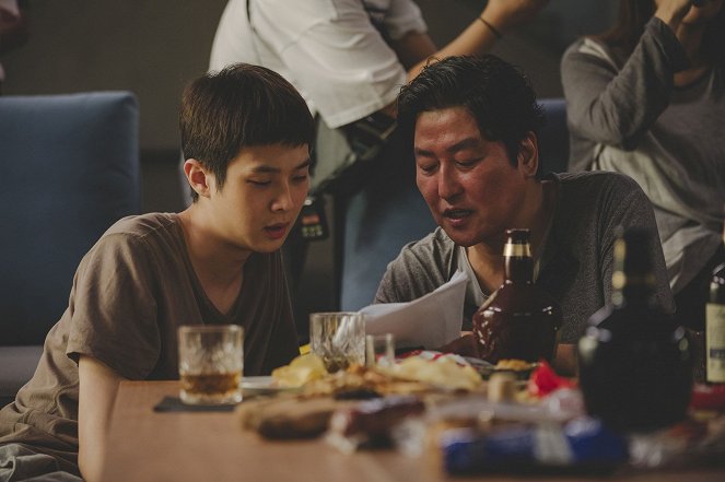 Parasite - Dreharbeiten - Woo-shik Choi, Kang-ho Song