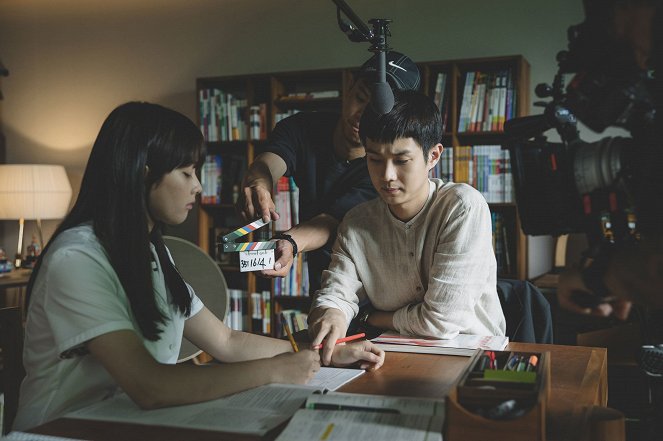 Parasite - Dreharbeiten - Seung-min Hyeon, Woo-shik Choi