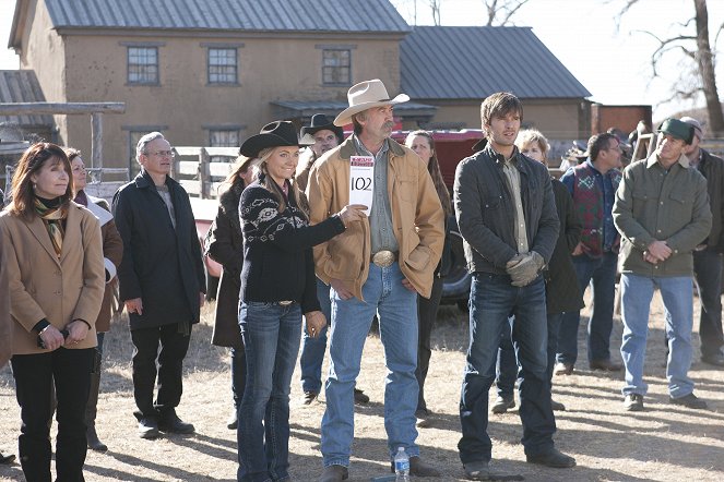 Heartland - Breaking Down and Building Up - Photos
