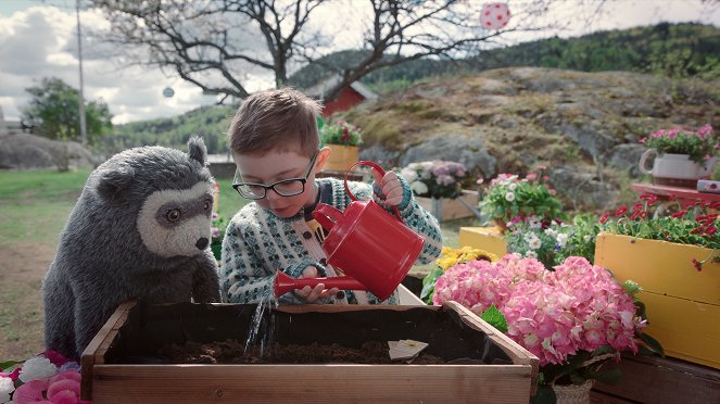 Brillebjørn på ferie - Z filmu - Julian Lorén Larsen