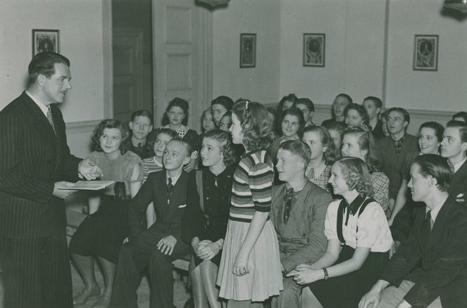 Swing it, magistern! - Photos - Adolf Jahr, Åke Johanson, Alice Babs