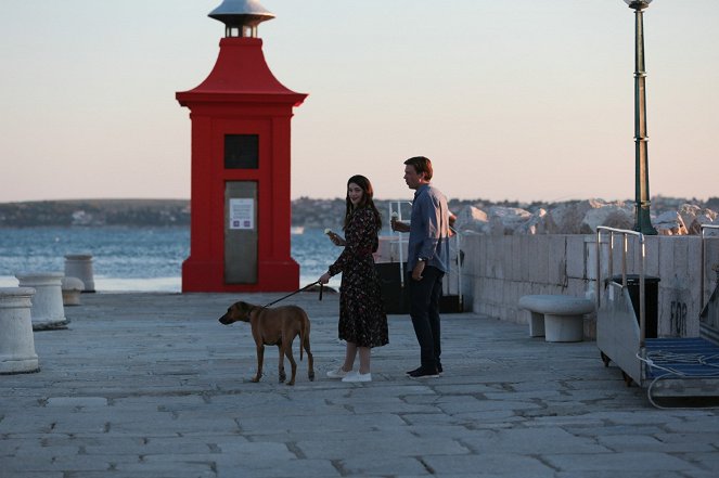 Intrigo: Samaria - Photos - Millie Brady, Andrew Buchan