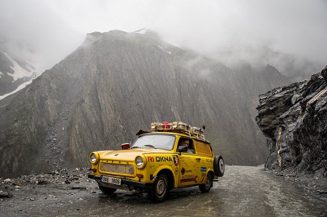 Trabantem z Indie až domů - Trabant vs. Himálaje - Filmfotók