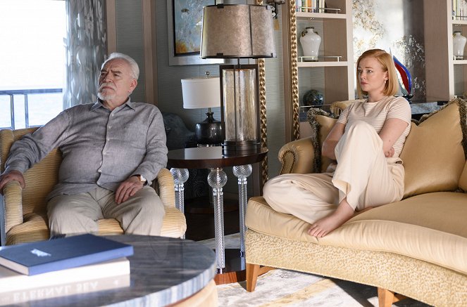 Succession - Season 2 - This Is Not for Tears - Photos - Brian Cox, Sarah Snook