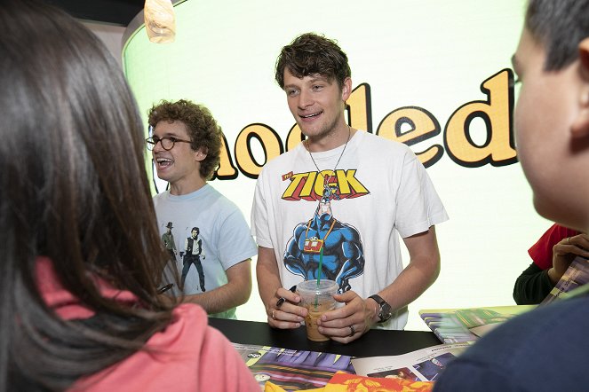 Schooled - Season 2 - Rendezvények - THE GOLDBERGS’ Sean Giambrone, Troy Gentile and Sam Lerner and SCHOOLED’S Brett Dier sign autographs for their fans at the ABC booth at 2019 COMIC-CON in anticipation of the season premiere of both hit comedies on Wednesday, September 25, 2019