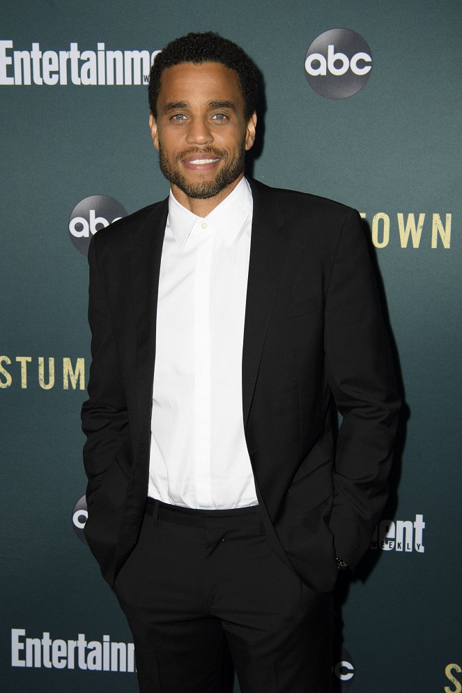 Dex nyomozó - Rendezvények - The cast and executive producers of “Stumptown” celebrate the upcoming premiere of the highly anticipated fall series at an exclusive red carpet event hosted by ABC and Entertainment Weekly at the Petersen Automotive Museum in Los Angeles