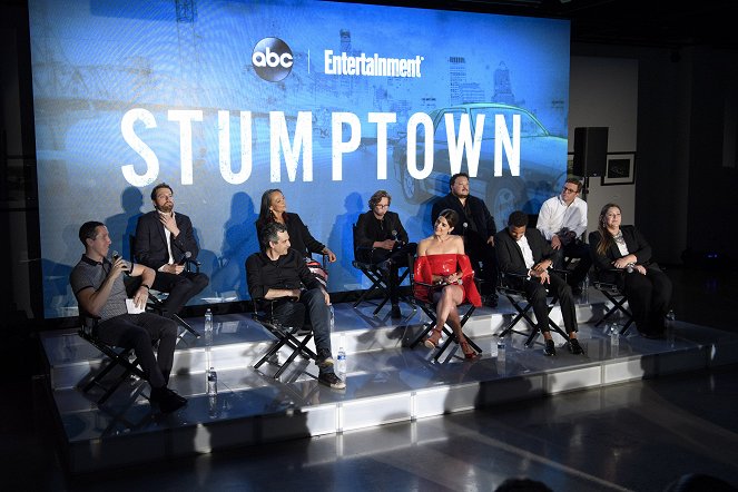 Dex nyomozó - Rendezvények - The cast and executive producers of “Stumptown” celebrate the upcoming premiere of the highly anticipated fall series at an exclusive red carpet event hosted by ABC and Entertainment Weekly at the Petersen Automotive Museum in Los Angeles