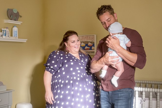 This Is Us - Season 4 - The Pool: Part Two - Photos - Chrissy Metz, Justin Hartley