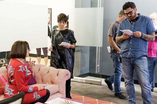 Angie Tribeca - Season 4 - Just the Fat, Ma'am - Dreharbeiten - Anjelica Huston, Rashida Jones