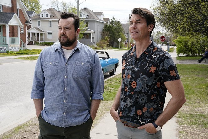 Carter - Season 2 - Harley Gets Replaced - Van film - Kristian Bruun, Jerry O'Connell