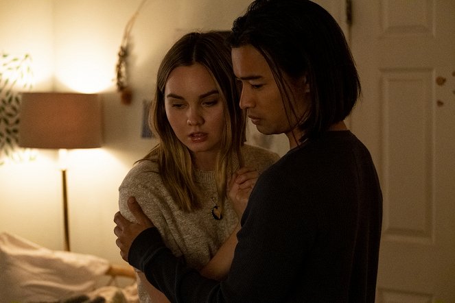 Light as a Feather - …Clear as Mud - Filmfotos - Liana Liberato, Jordan Rodrigues