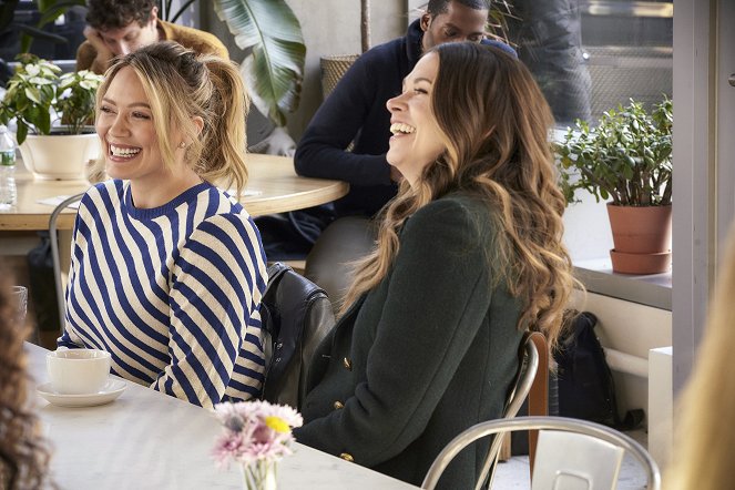 Younger - Season 6 - Photos - Hilary Duff, Sutton Foster