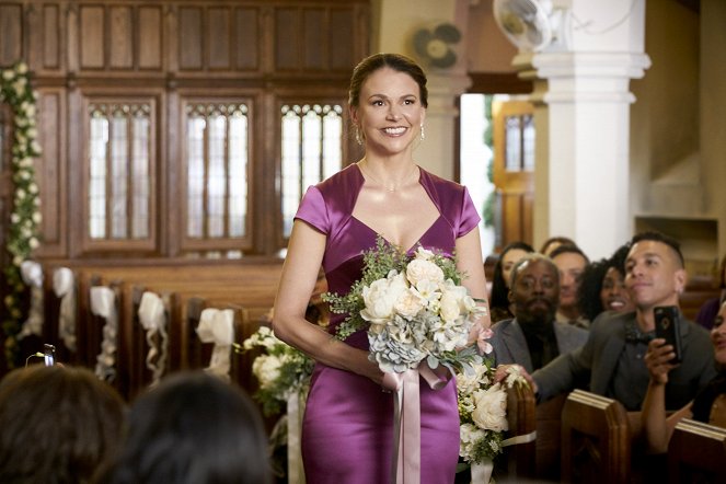 Younger - Forever - Photos - Sutton Foster