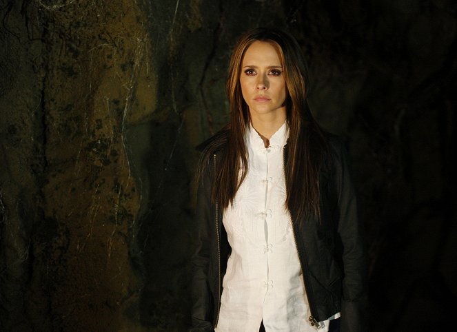 Ghost Whisperer - Season 3 - All Ghosts Lead to Grandview - Photos