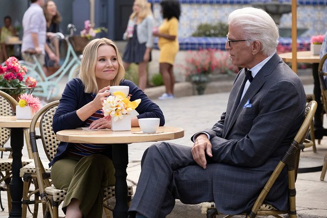 The Good Place - Chillaxing - Photos - Kristen Bell, Ted Danson