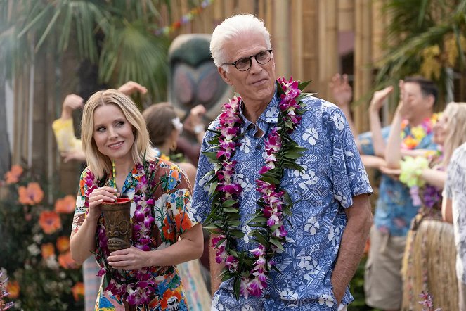 The Good Place - Chillaxing - Photos - Kristen Bell, Ted Danson