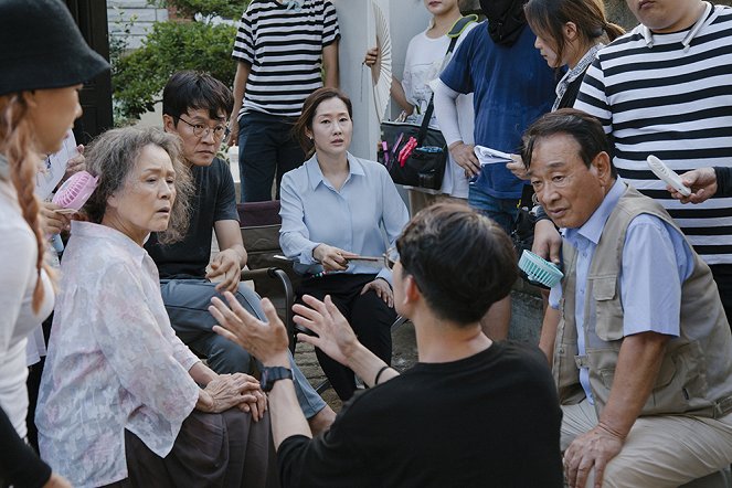 Romang - Z natáčení - Young-sook Jeong, Han-cheol Jo, Hae-sun Bae, Soon-jae Lee