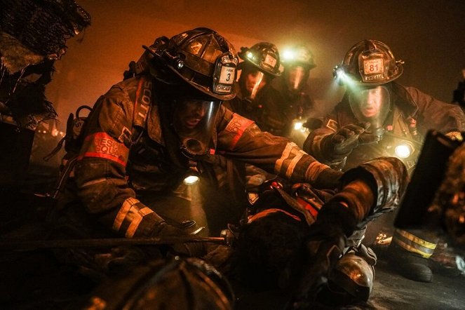 Chicago Fire - Season 8 - Posvátná půda - Z filmu