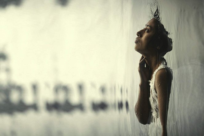 Płacząca kobieta - Z filmu - María Mercedes Coroy