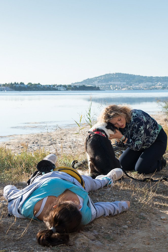 Candice Renoir - Season 6 - A kutya az ember legjobb barátja - Filmfotók - Cécile Bois