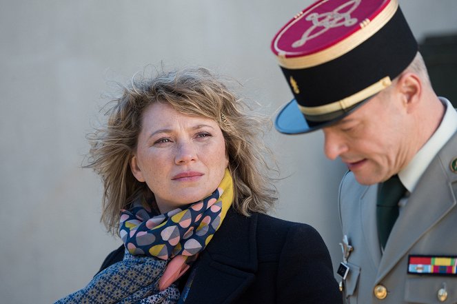 Candice Renoir - Season 6 - A la guerre comme à la guerre - Z filmu - Cécile Bois