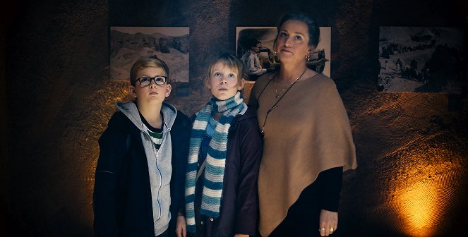 Operasjon Mumie - De la película - Thomas Farestveit, Emma Kilane, Anneke von der Lippe