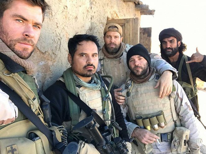 12 Strong - Making of