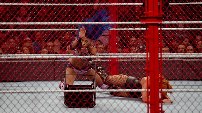 WWE Hell in a Cell - Z filmu - Mercedes Kaestner-Varnado