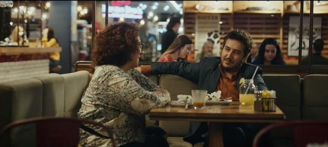 Cinayet Süsü - Kuvat elokuvasta - Mert Denizmen