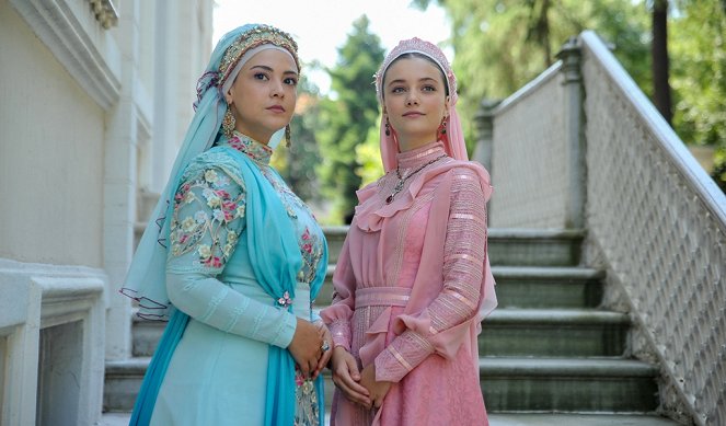 Payitaht: Abdülhamid - Episode 1 - Filmfotos - Duygu Gürcan, Esila Umut