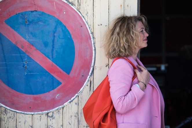Candice Renoir - Season 7 - Die Hoffnung stirbt zuletzt - Filmfotos - Cécile Bois