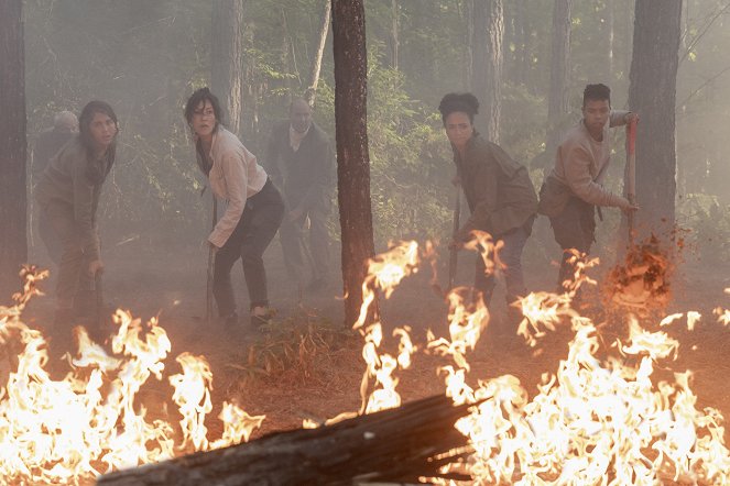 The Walking Dead - Season 10 - Überschrittene Grenzen - Filmfotos - Eleanor Matsuura, Lauren Ridloff, Angel Theory