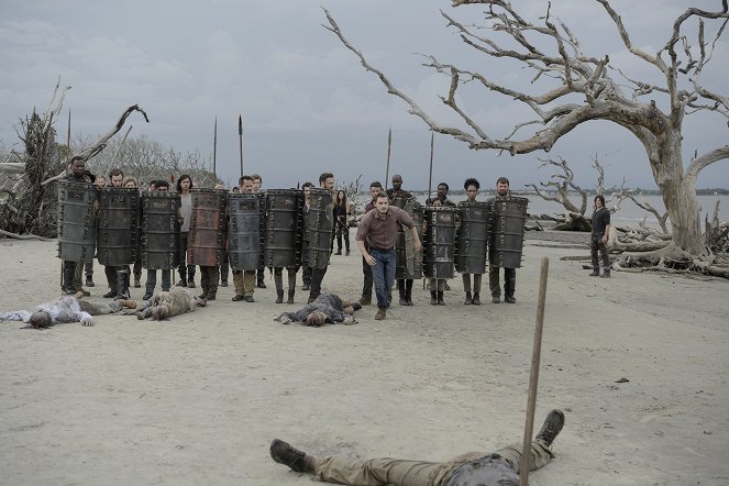 Walking Dead - Lines We Cross - Kuvat elokuvasta - Callan McAuliffe