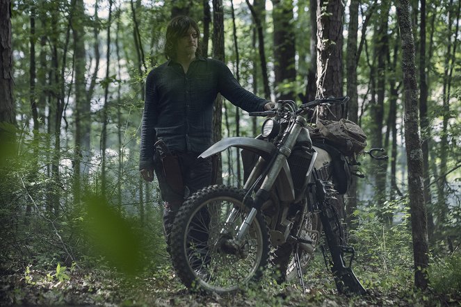 The Walking Dead - Überschrittene Grenzen - Filmfotos - Norman Reedus