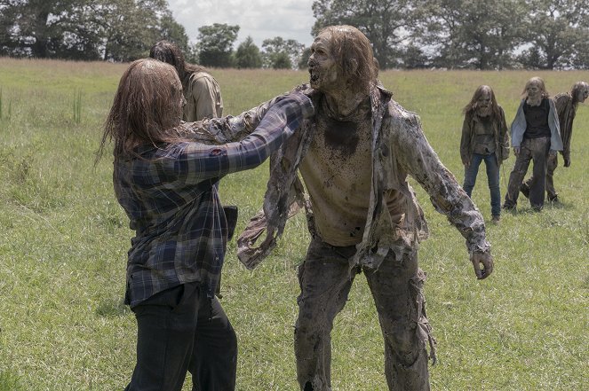The Walking Dead - We Are the End of the World - Photos