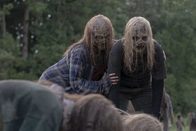 The Walking Dead - We Are the End of the World - Photos - Thora Birch, Samantha Morton