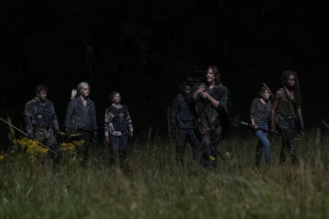 The Walking Dead - Geister - Filmfotos - Melissa McBride, Norman Reedus, Danai Gurira
