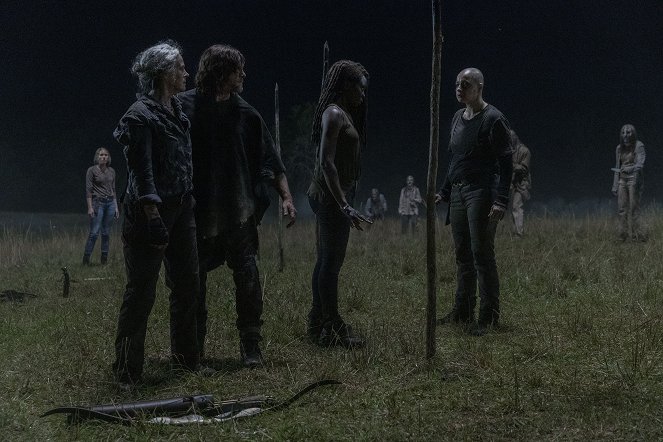 The Walking Dead - Szellemek - Filmfotók - Melissa McBride, Norman Reedus, Danai Gurira, Samantha Morton