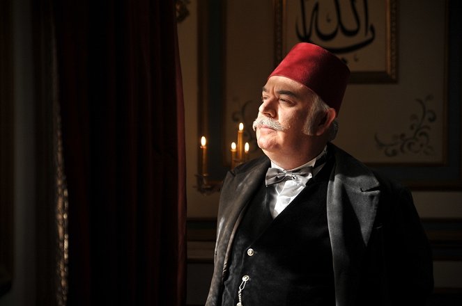 Payitaht: Abdülhamid - Episode 32 - De la película - Güven Kıraç