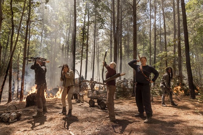 The Walking Dead - Határok, amiket átlépünk - Filmfotók - Melissa McBride, Kerry Cahill