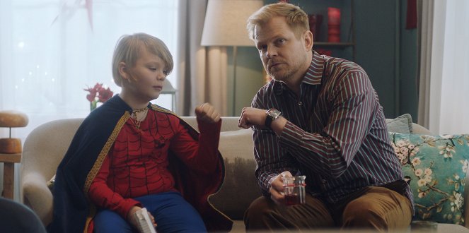 Täydellinen joulu - Kuvat elokuvasta - Eeti Salovuori, Antti Luusuaniemi